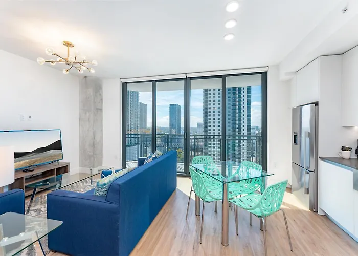 Global Luxury Suites Miami Worldcenter